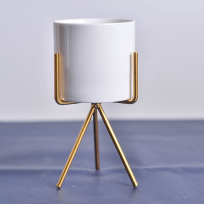 Desktop Room Decoration Plant Storage Nordic Retro Iron Frame Flower Pot with Hollow Iron Stand and Ceramic Tank Capacity 3